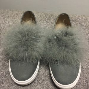 Steve Madden Emily feather sneaker